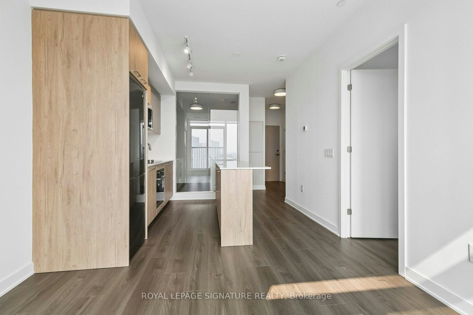 638-30 Dreamers Way, Toronto, ON, M5A 0Z1 - 3