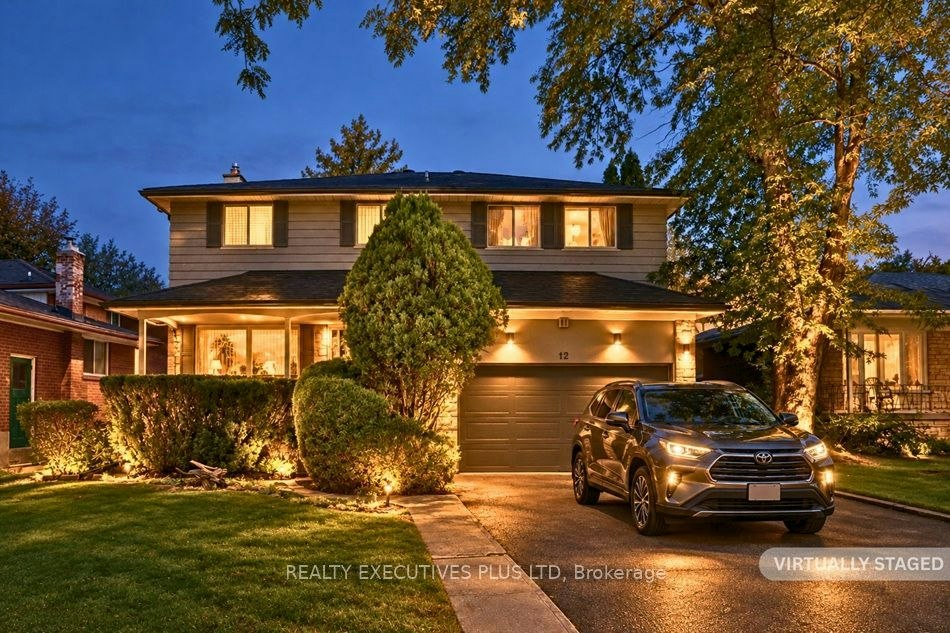 12 Mandel Crescent, Toronto, ON, M2H 1B9