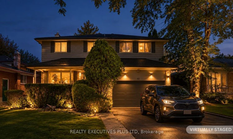 12 Mandel Crescent