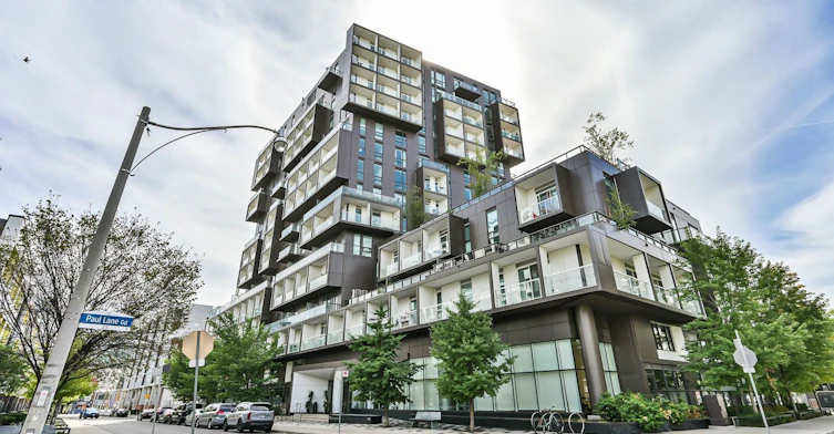 605-80 Vanauley Street, Toronto, ON, M5T 0C9 - 2