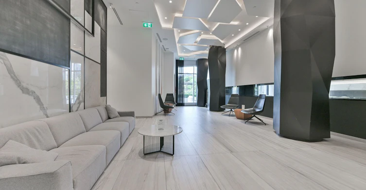 605-80 Vanauley Street, Toronto, ON, M5T 0C9 - 4