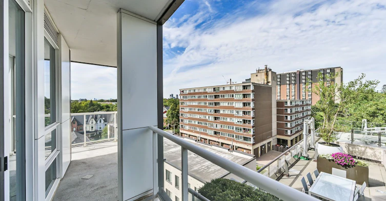 605-80 Vanauley Street, Toronto, ON, M5T 0C9 - 30