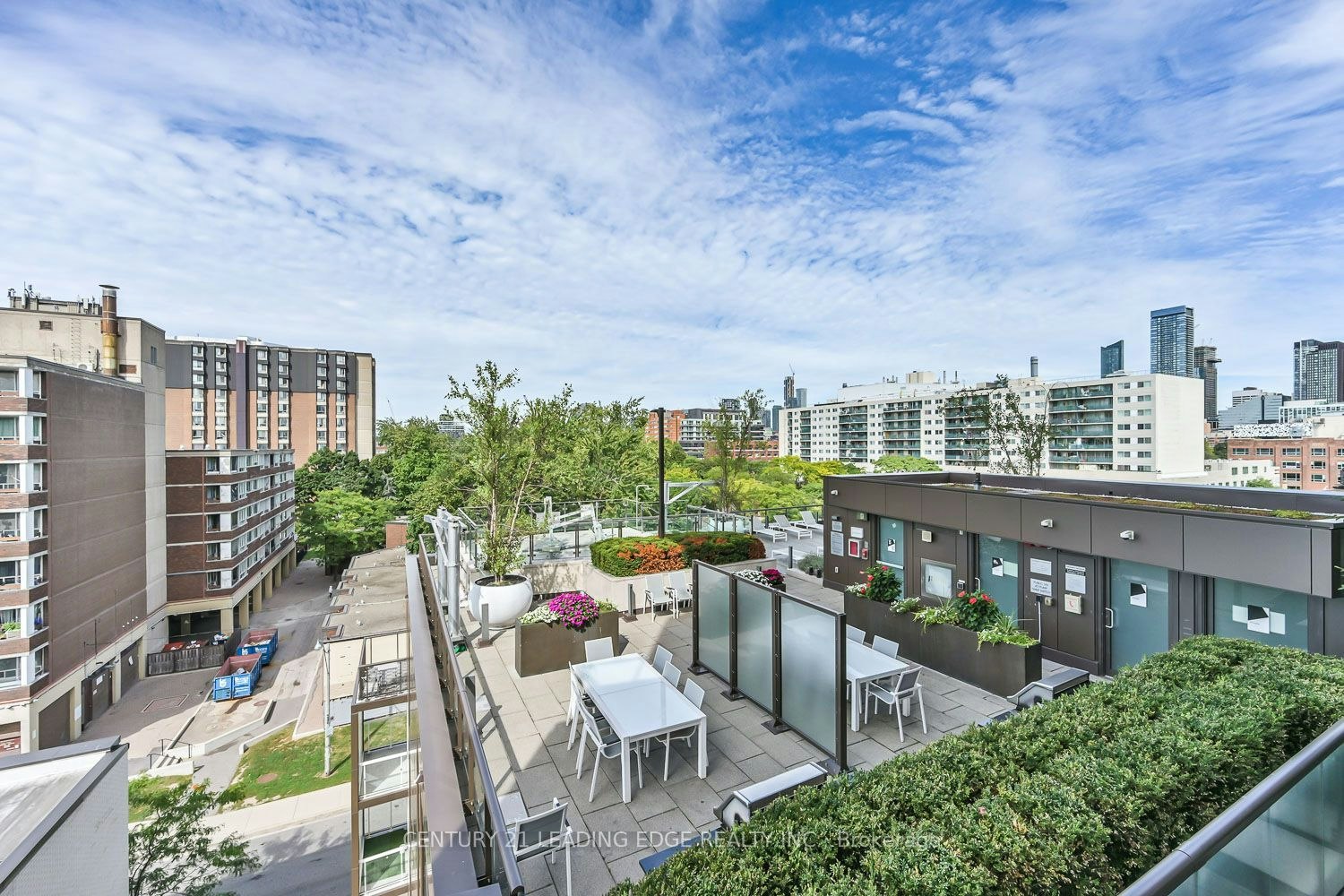 605-80 Vanauley Street, Toronto, ON, M5T 0C9 - 32