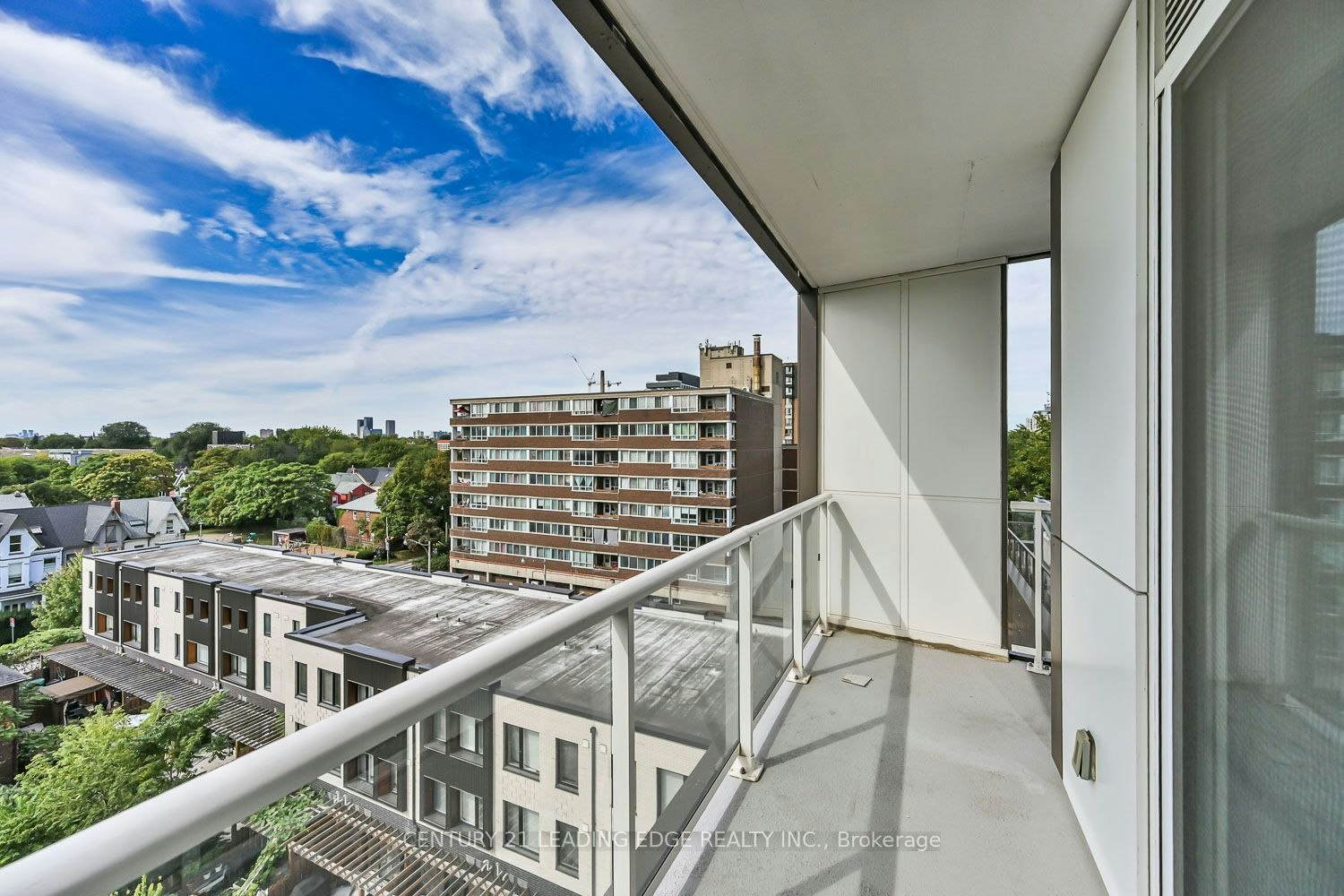 605-80 Vanauley Street, Toronto, ON, M5T 0C9 - 28