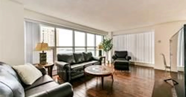 3107-77 Harbour Square, Toronto, ON, M5J 2S2 - 3