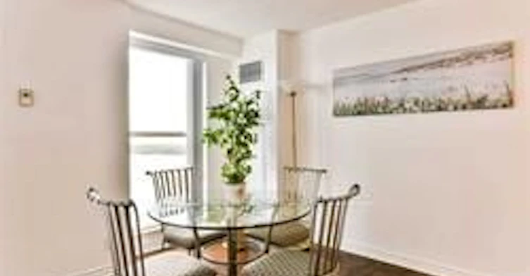 3107-77 Harbour Square, Toronto, ON, M5J 2S2 - 2