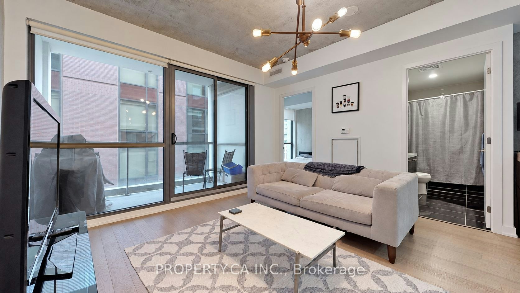 827-39 Brant Street, Toronto, ON, M5V 0M8 - 10
