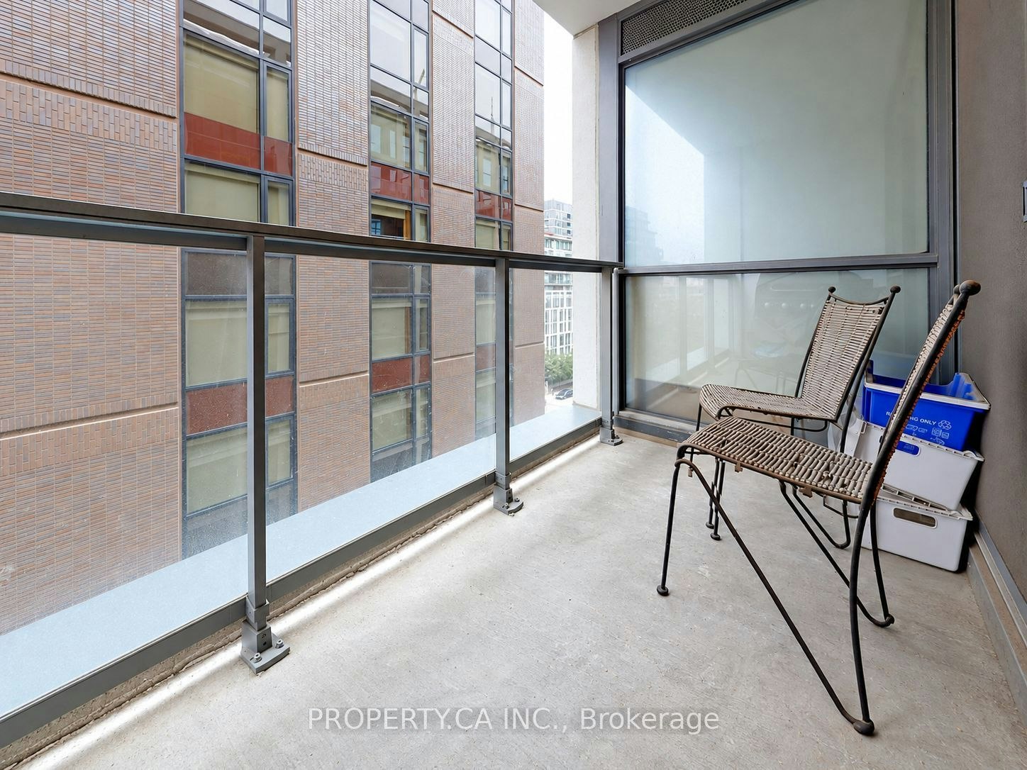 827-39 Brant Street, Toronto, ON, M5V 0M8 - 12
