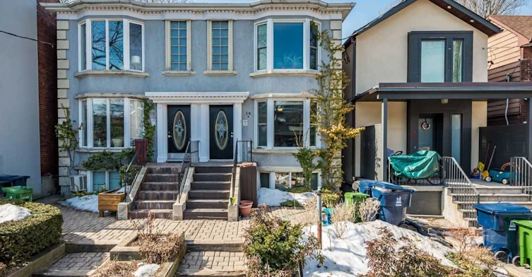 Main-14A Arlington Avenue, Toronto, ON, M6G 3K8 - 14