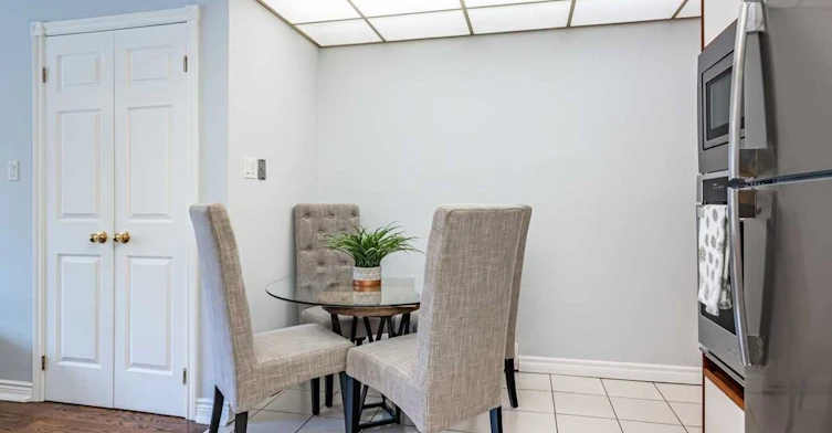Main-14A Arlington Avenue, Toronto, ON, M6G 3K8 - 7