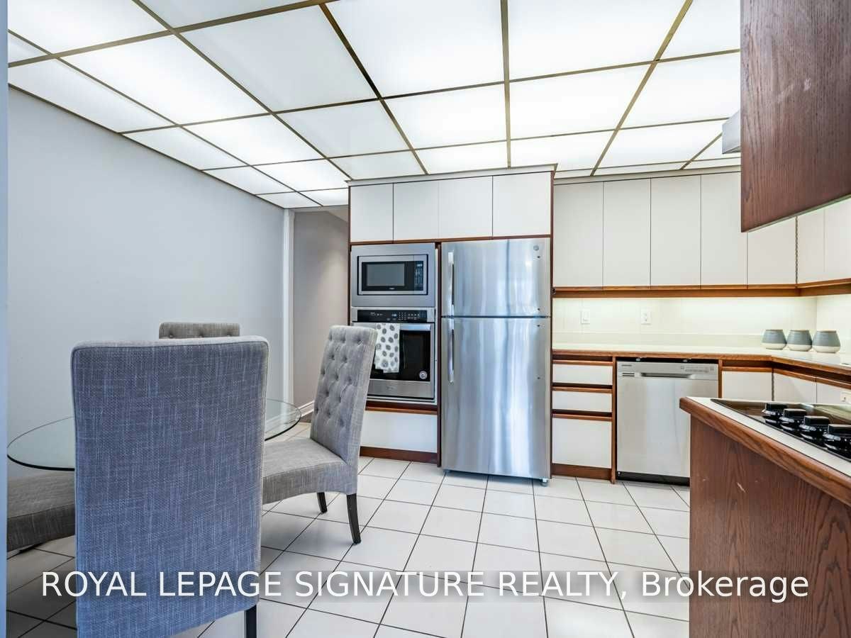 Main-14A Arlington Avenue, Toronto, ON, M6G 3K8 - 5