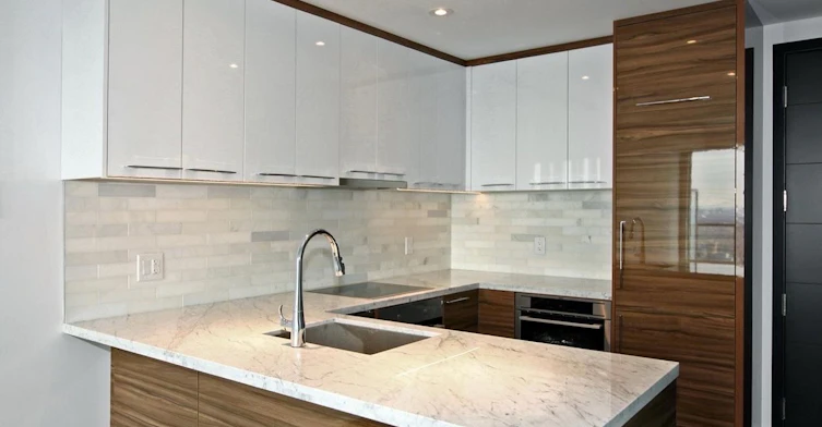3811-488 University Avenue, Toronto, ON, M5G 0C1 - 3