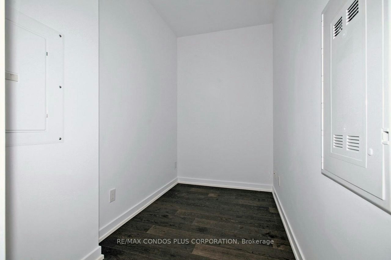 3811-488 University Avenue, Toronto, ON, M5G 0C1 - 10