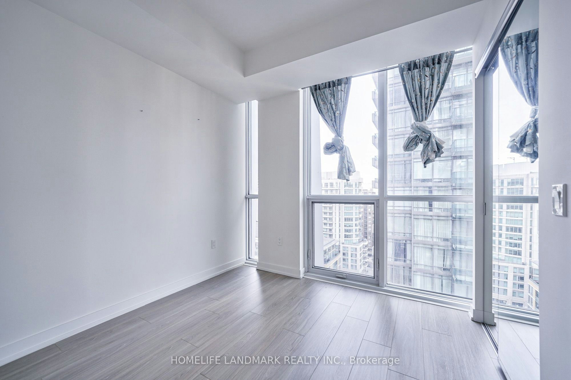 1206-1 Yorkville Avenue, Toronto, ON, M4W 1L1 - 16