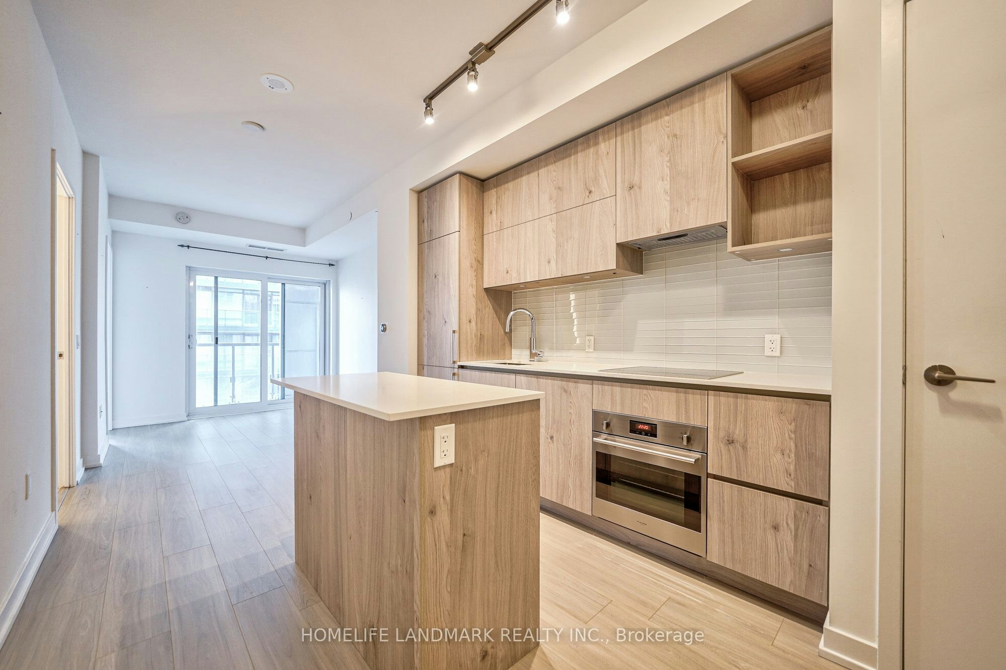 1206-1 Yorkville Avenue, Toronto, ON, M4W 1L1