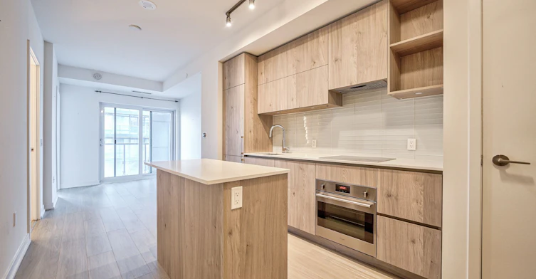 1206-1 Yorkville Avenue, Toronto, ON, M4W 1L1