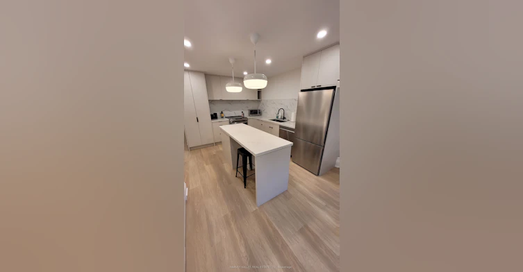Lower-66 Argyle Street, Toronto, ON, M6J 1N9 - 5