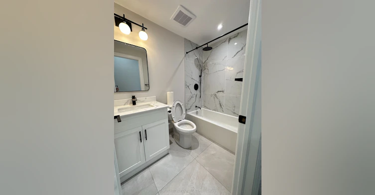 94 Saint Clarens Avenue, Toronto, ON, M6K 2S5 - 6