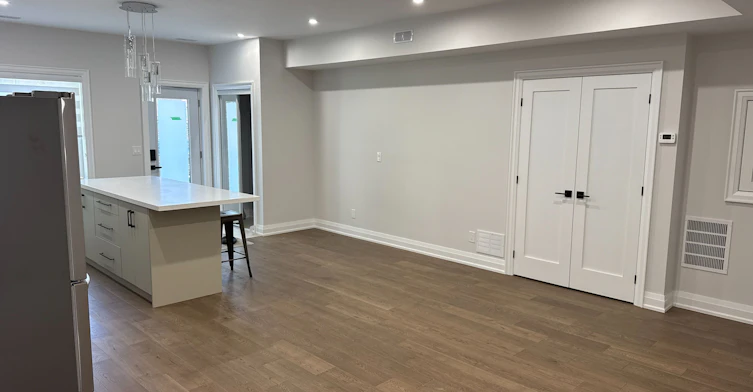 94 Saint Clarens Avenue, Toronto, ON, M6K 2S5 - 9