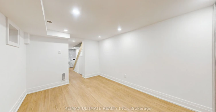 5 Collahie Street, Toronto, ON, M6J 1T6 - 34