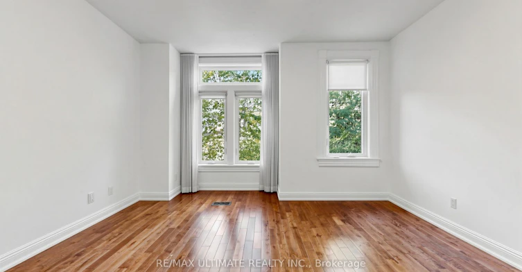 5 Collahie Street, Toronto, ON, M6J 1T6 - 24