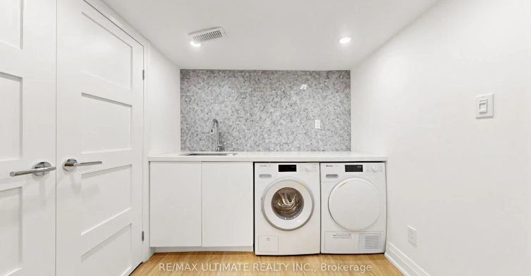 5 Collahie Street, Toronto, ON, M6J 1T6 - 38