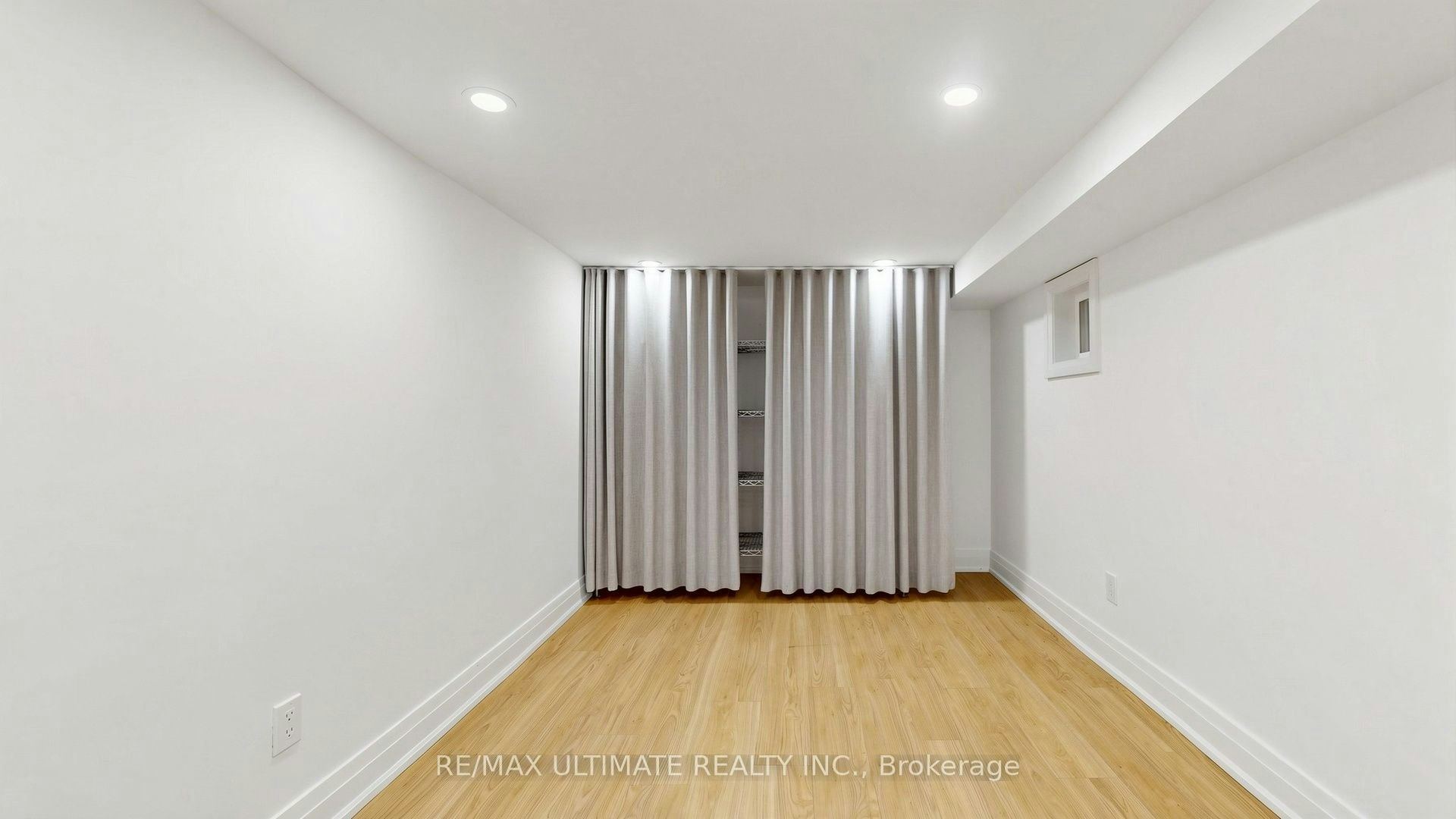 5 Collahie Street, Toronto, ON, M6J 1T6 - 32