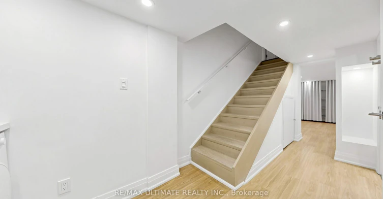 5 Collahie Street, Toronto, ON, M6J 1T6 - 31