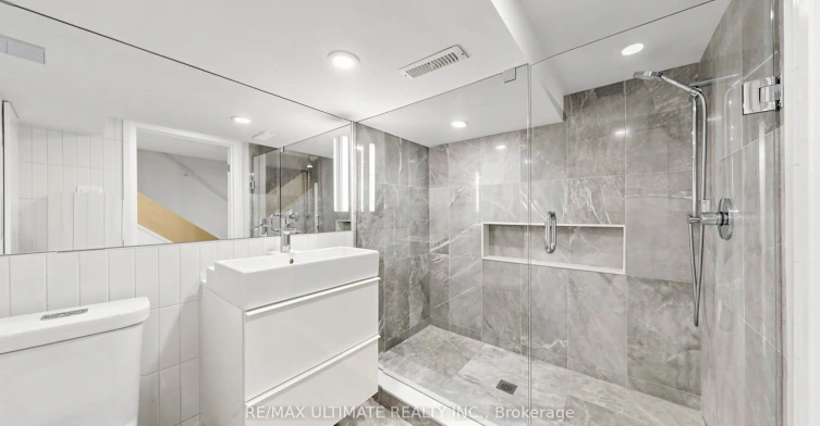 5 Collahie Street, Toronto, ON, M6J 1T6 - 37
