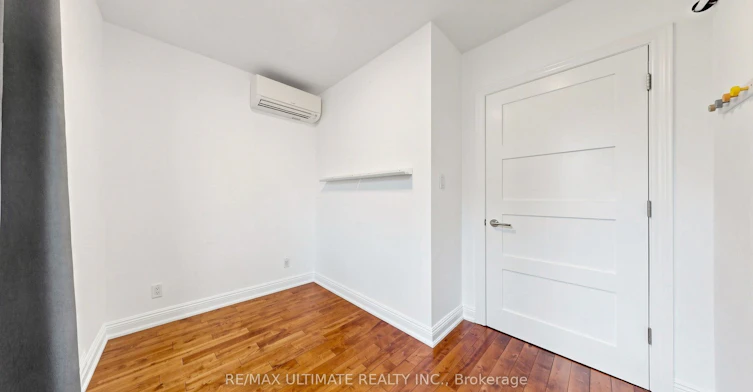 5 Collahie Street, Toronto, ON, M6J 1T6 - 22