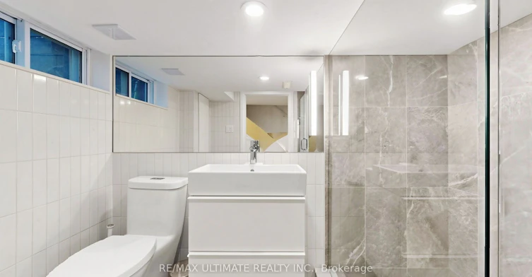 5 Collahie Street, Toronto, ON, M6J 1T6 - 36