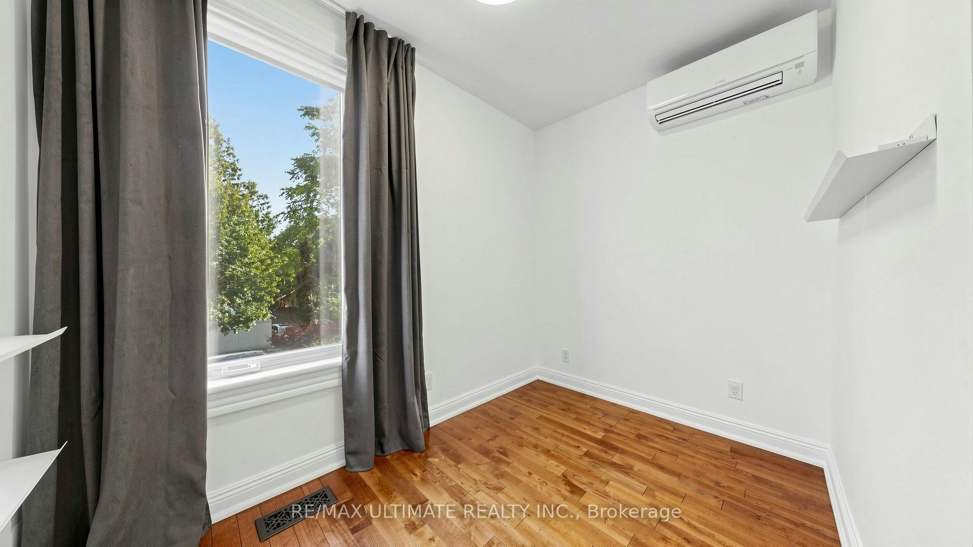 5 Collahie Street, Toronto, ON, M6J 1T6 - 21