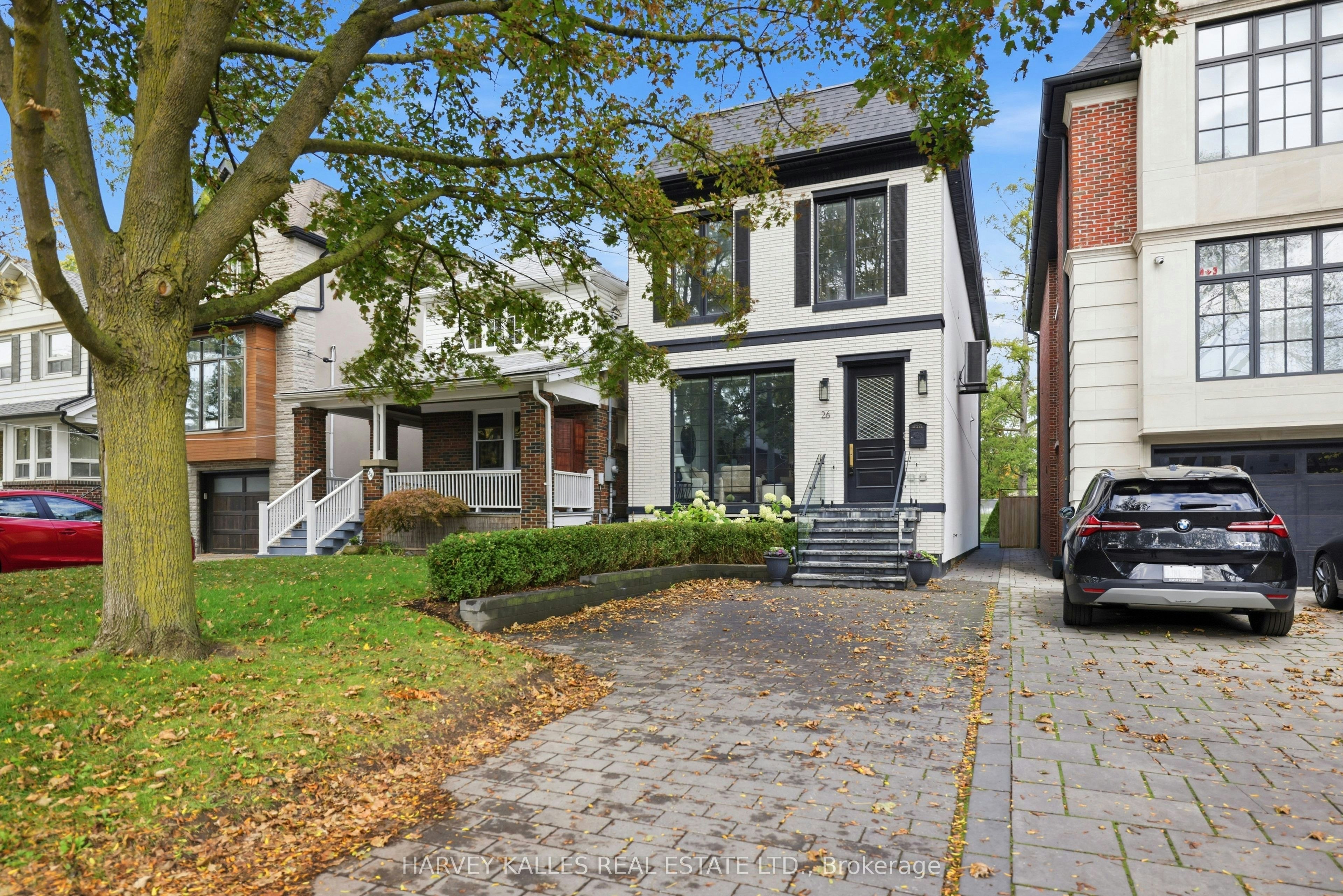 26 St Germain Avenue, Toronto, ON, M5M 1V8
