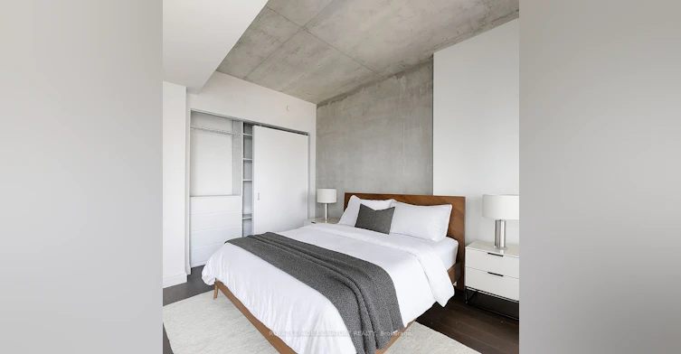 1004-111 Bathurst Street, Toronto, ON, M5V 2R1 - 5