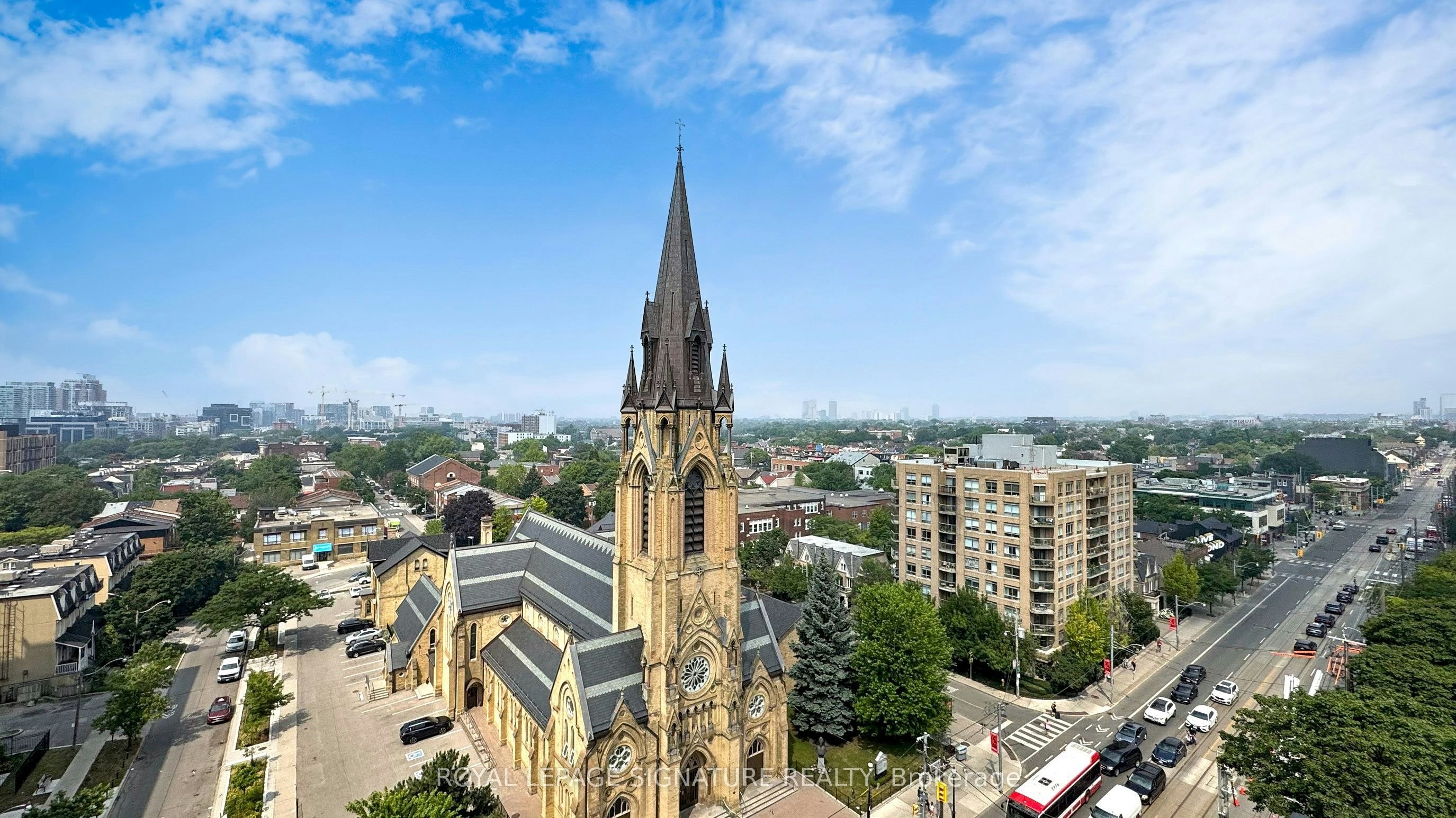 1004-111 Bathurst Street, Toronto, ON, M5V 2R1 - 10