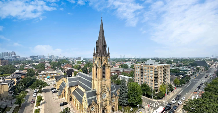 1004-111 Bathurst Street, Toronto, ON, M5V 2R1 - 10