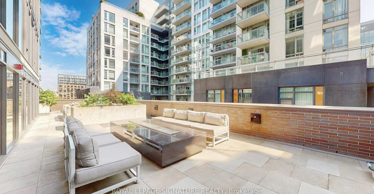 1004-111 Bathurst Street, Toronto, ON, M5V 2R1 - 16