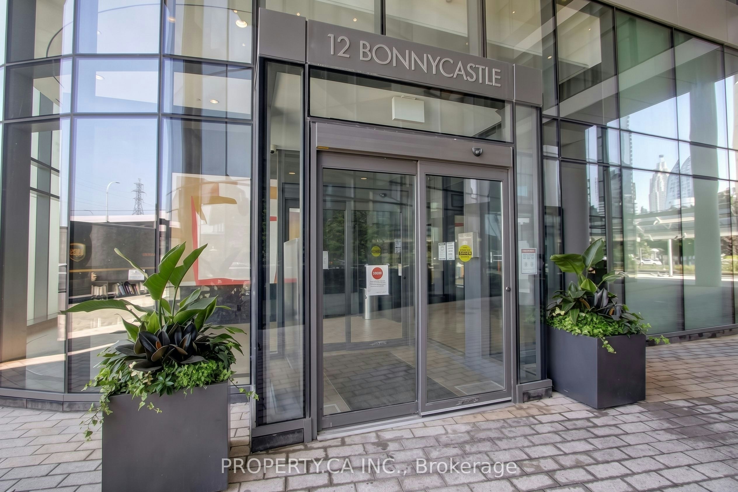 716-12 Bonnycastle Street, Toronto, ON, M5A 3Y4 - 27