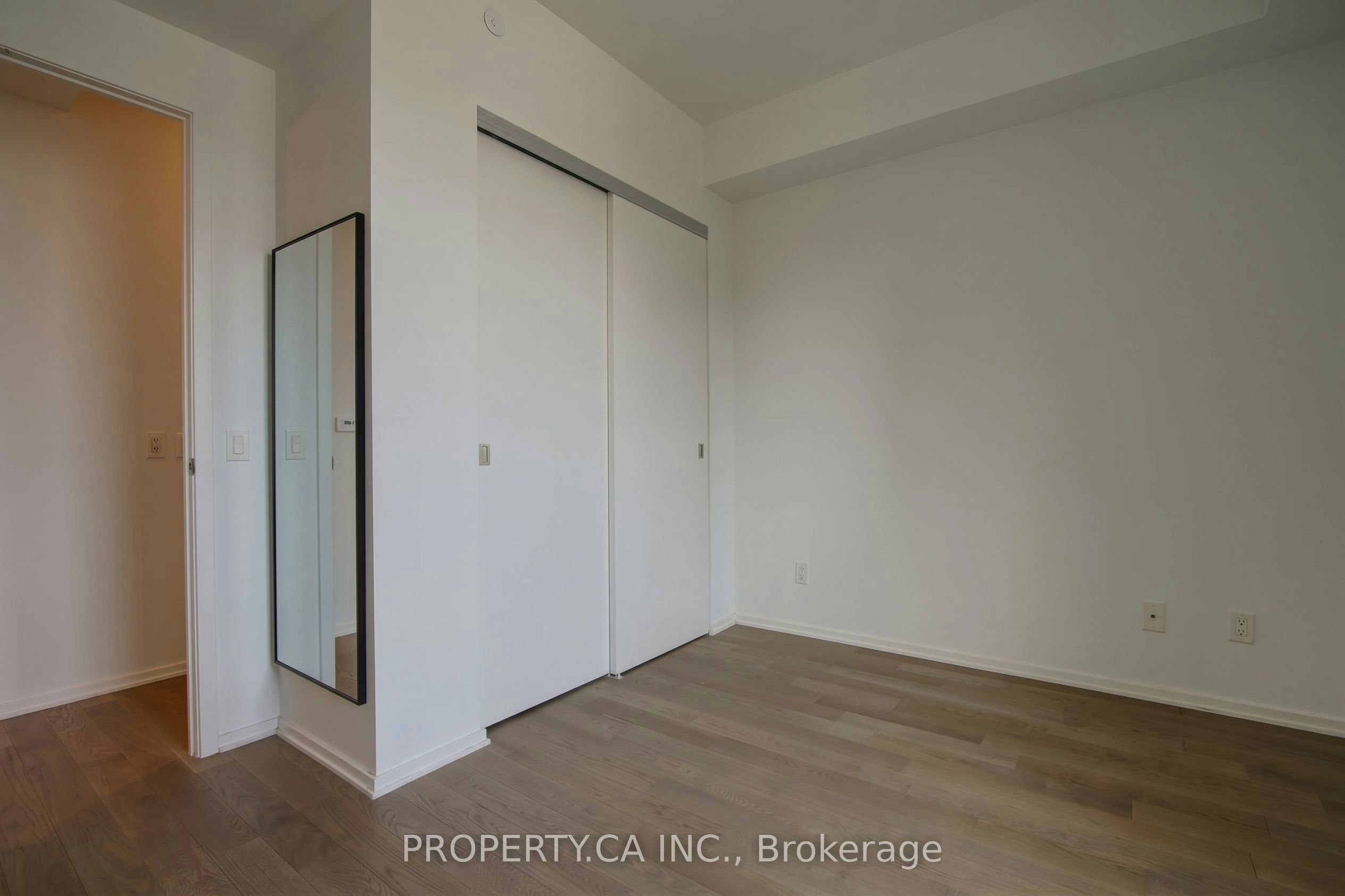 716-12 Bonnycastle Street, Toronto, ON, M5A 3Y4 - 14