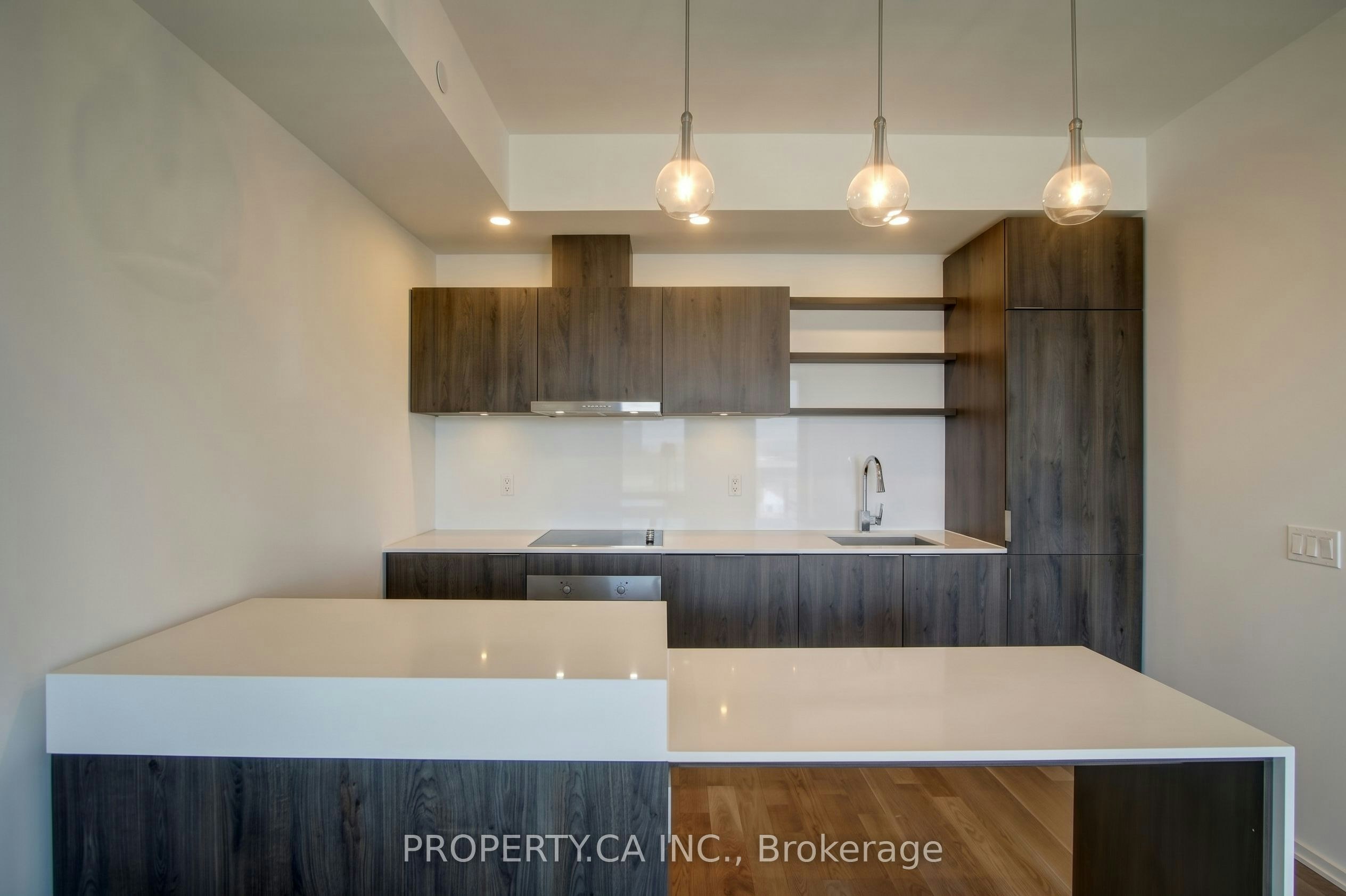 716-12 Bonnycastle Street, Toronto, ON, M5A 3Y4 - 7