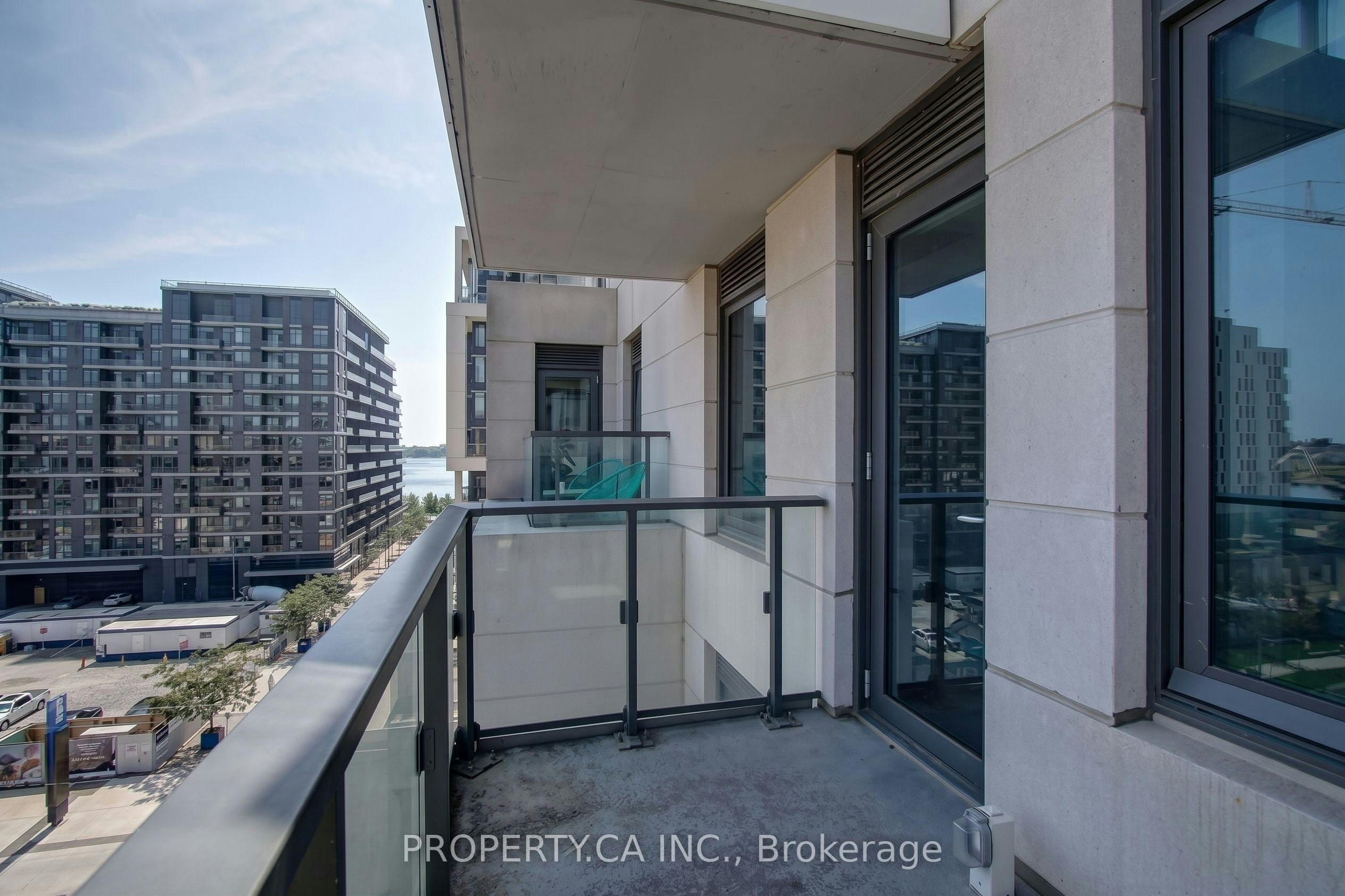 716-12 Bonnycastle Street, Toronto, ON, M5A 3Y4 - 16