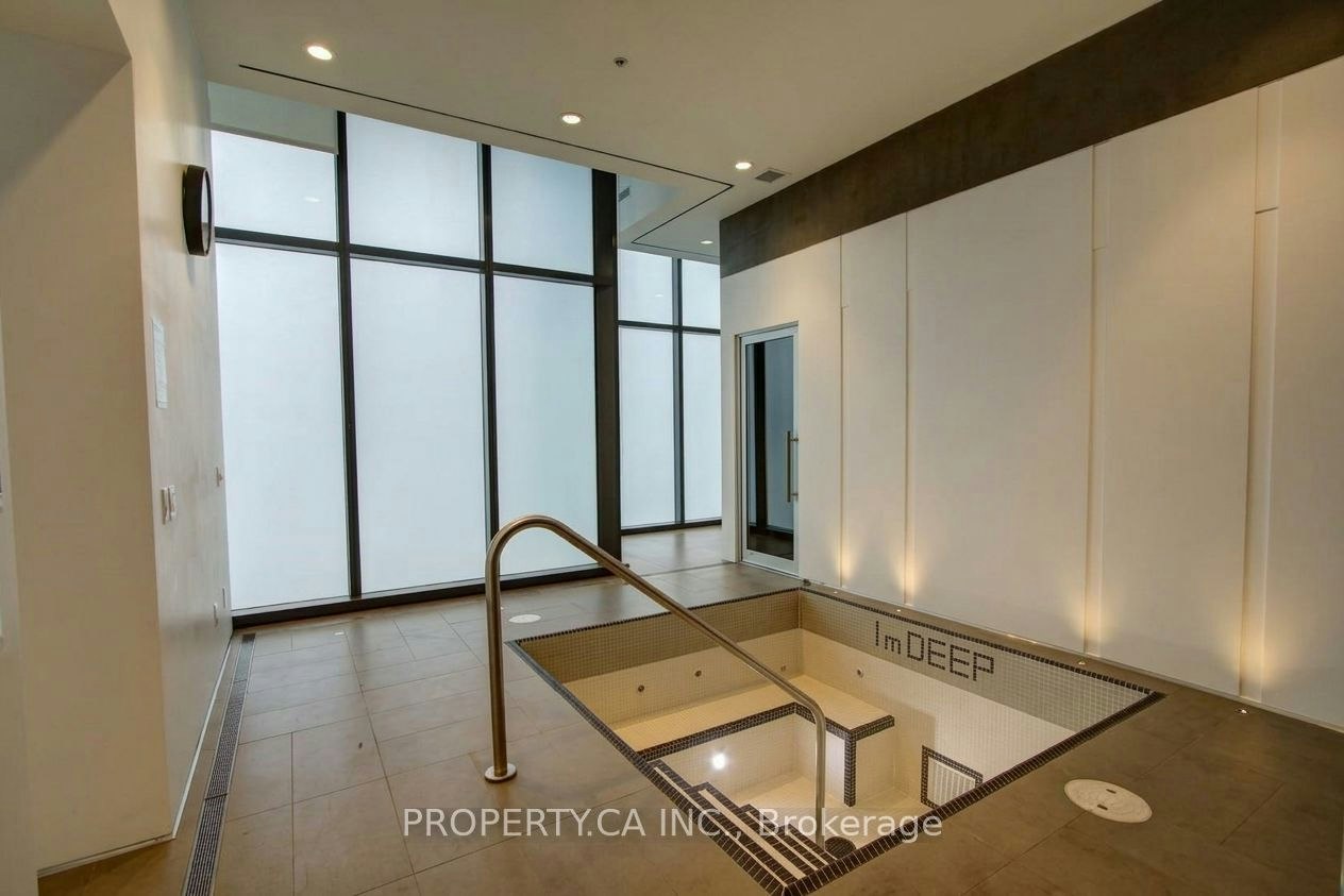 716-12 Bonnycastle Street, Toronto, ON, M5A 3Y4 - 17