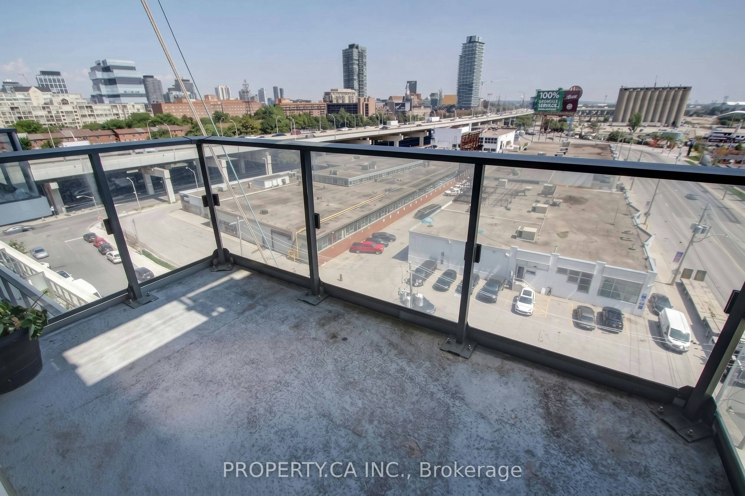 716-12 Bonnycastle Street, Toronto, ON, M5A 3Y4 - 15
