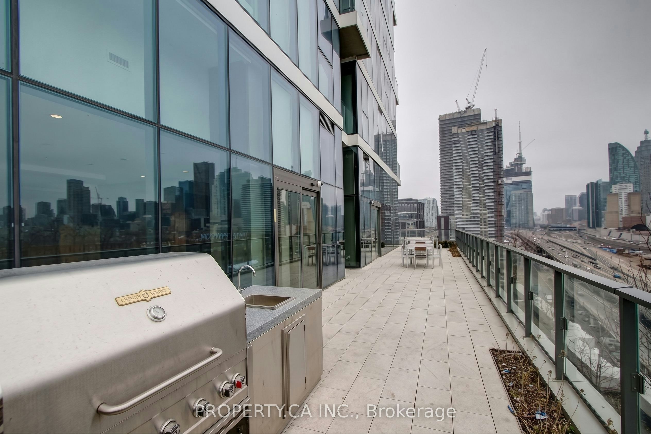 716-12 Bonnycastle Street, Toronto, ON, M5A 3Y4 - 25