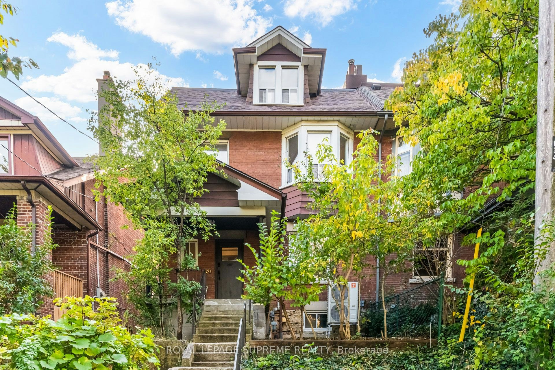 32 Thome Crescent, Toronto, ON, M6H 2S5