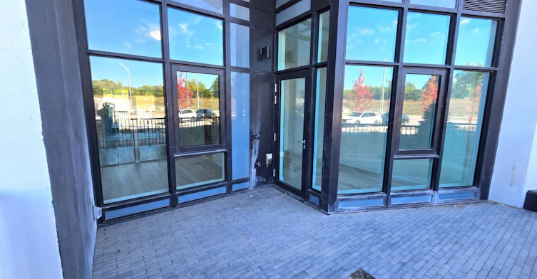 103-1 Kyle Lowry Road, Toronto, ON, M3C 0S6 - 18