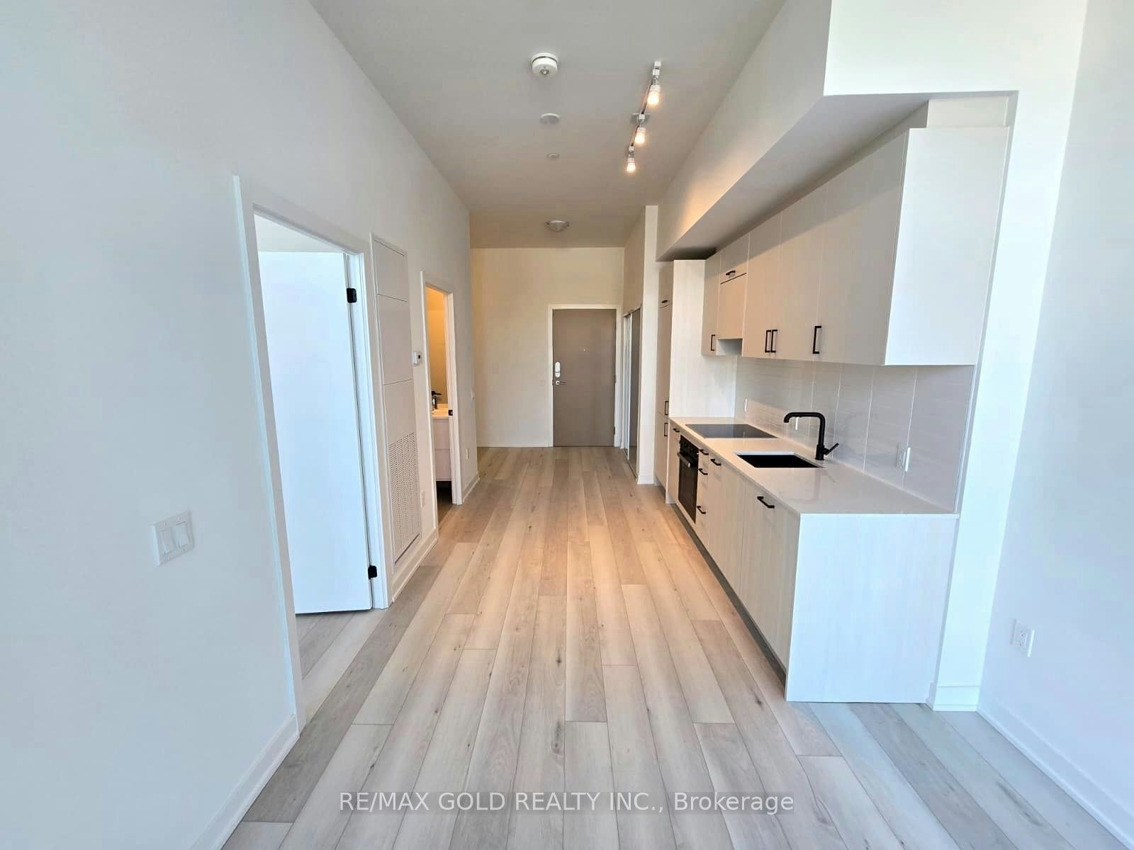 103-1 Kyle Lowry Road, Toronto, ON, M3C 0S6 - 12