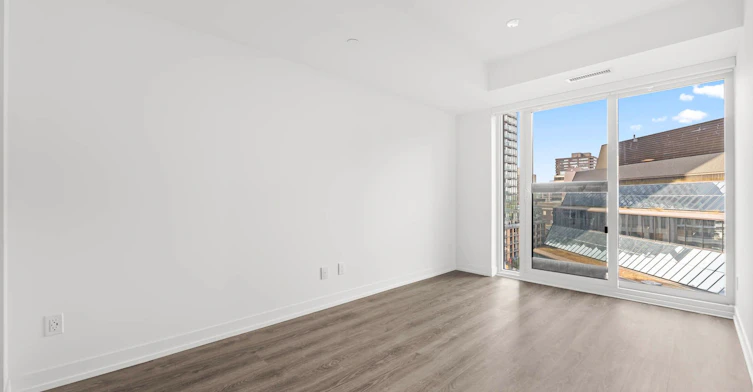 906-771 Yonge Street, Toronto, ON, M4W 0B8 - 6