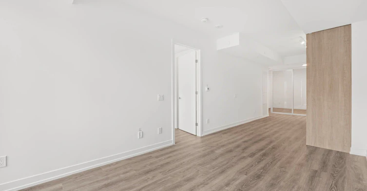 906-771 Yonge Street, Toronto, ON, M4W 0B8 - 9
