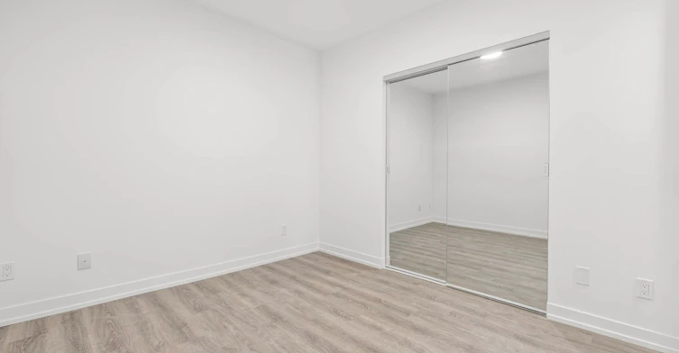906-771 Yonge Street, Toronto, ON, M4W 0B8 - 15